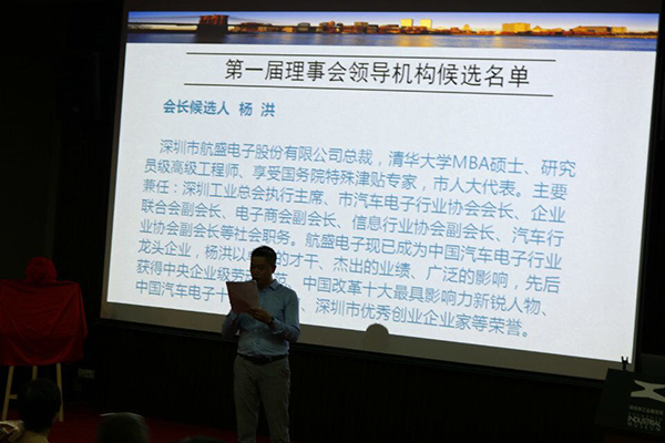 源碼太陽能路燈價(jià)格，太陽能路燈價(jià)格