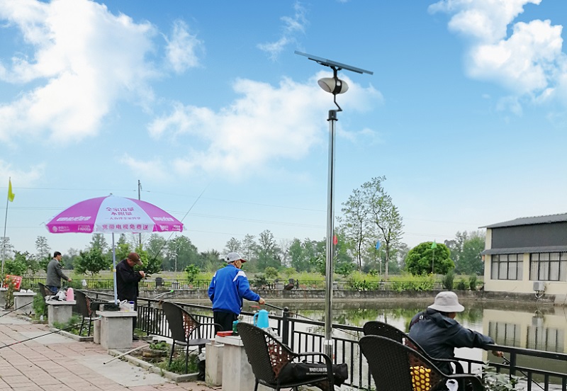 分體式太陽(yáng)能路燈的信號(hào)延遲解決方案